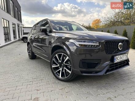 Серый Вольво ХС90, объемом двигателя 1.97 л и пробегом 50 тыс. км за 53700 $, фото 1 на Automoto.ua