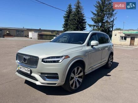 Вольво ХС90 2022 в Житомире на Automoto.ua Серый Вольво ХС90, объемом двигателя 0 л и пробегом 17 тыс. км за 63900 $, фото 1 на Automoto.ua