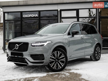 Серый Вольво ХС90, объемом двигателя 1.97 л и пробегом 100 тыс. км за 64950 $, фото 1 на Automoto.ua