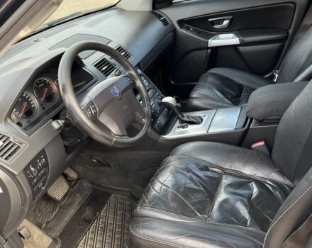 Синий Вольво ХС90, объемом двигателя 2.5 л и пробегом 370 тыс. км за 8200 $, фото 5 на Automoto.ua