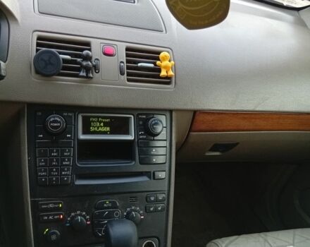 Синий Вольво ХС90, объемом двигателя 2.4 л и пробегом 390 тыс. км за 3700 $, фото 4 на Automoto.ua