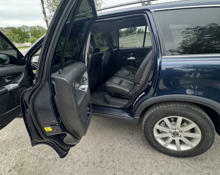 Синий Вольво ХС90, объемом двигателя 2.4 л и пробегом 318 тыс. км за 9200 $, фото 8 на Automoto.ua