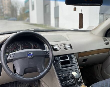Синій Вольво ХС90, об'ємом двигуна 2.4 л та пробігом 340 тис. км за 5249 $, фото 7 на Automoto.ua