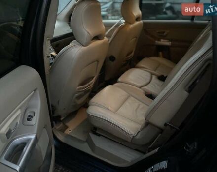 Синий Вольво ХС90, объемом двигателя 2.4 л и пробегом 265 тыс. км за 5300 $, фото 15 на Automoto.ua