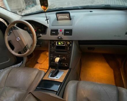 Синий Вольво ХС90, объемом двигателя 2.4 л и пробегом 265 тыс. км за 5200 $, фото 9 на Automoto.ua