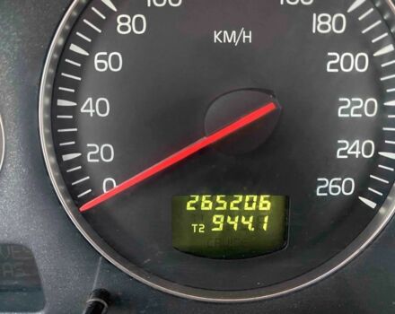 Синий Вольво ХС90, объемом двигателя 2.4 л и пробегом 265 тыс. км за 5200 $, фото 16 на Automoto.ua