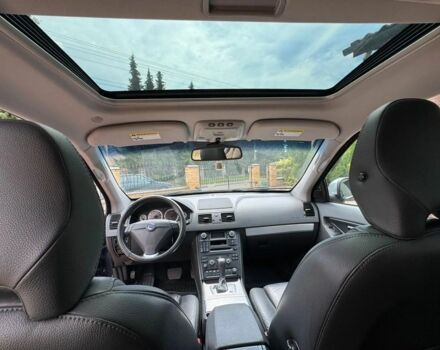 Синий Вольво ХС90, объемом двигателя 2.4 л и пробегом 231 тыс. км за 3350 $, фото 7 на Automoto.ua