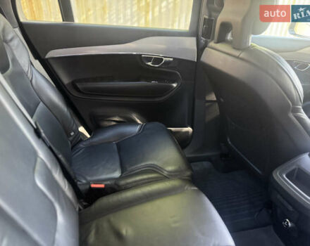 Синий Вольво ХС90, объемом двигателя 1.97 л и пробегом 227 тыс. км за 25000 $, фото 10 на Automoto.ua