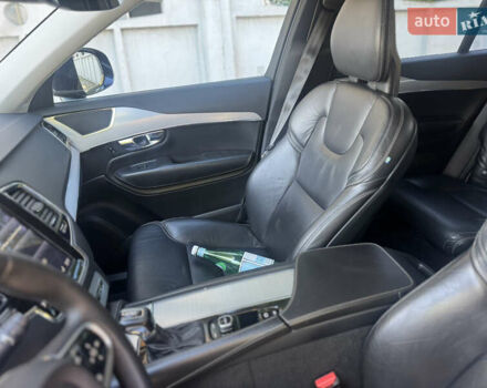 Синий Вольво ХС90, объемом двигателя 1.97 л и пробегом 227 тыс. км за 25000 $, фото 26 на Automoto.ua