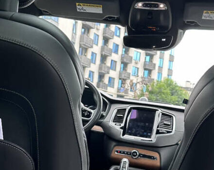 Синій Вольво ХС90, об'ємом двигуна 1.97 л та пробігом 257 тис. км за 35000 $, фото 29 на Automoto.ua