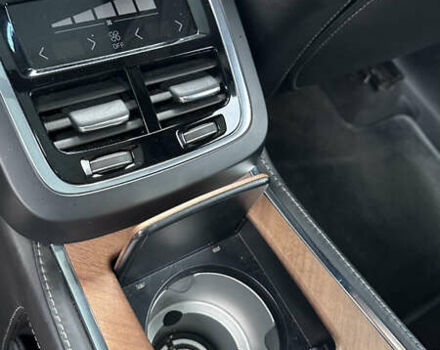 Синій Вольво ХС90, об'ємом двигуна 1.97 л та пробігом 257 тис. км за 35000 $, фото 13 на Automoto.ua