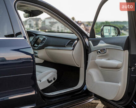 Вольво ХС90 2016 в Ровно на Automoto.ua Синий Вольво ХС90, объемом двигателя 1.97 л и пробегом 210 тыс. км за 23999 $, фото 25 на Automoto.ua