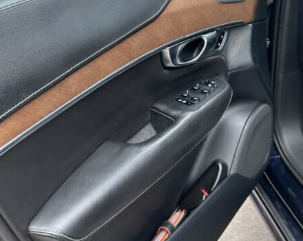 Синій Вольво ХС90, об'ємом двигуна 1.97 л та пробігом 257 тис. км за 35000 $, фото 14 на Automoto.ua