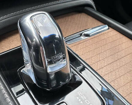 Синій Вольво ХС90, об'ємом двигуна 1.97 л та пробігом 257 тис. км за 35000 $, фото 11 на Automoto.ua