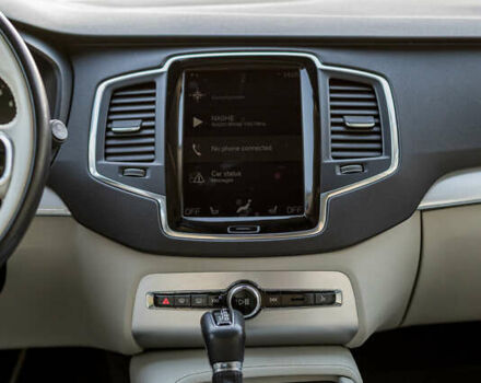 Вольво ХС90 2016 в Ровно на Automoto.ua Синий Вольво ХС90, объемом двигателя 1.97 л и пробегом 210 тыс. км за 23999 $, фото 23 на Automoto.ua