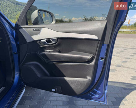 Синий Вольво ХС90, объемом двигателя 1.97 л и пробегом 186 тыс. км за 35500 $, фото 31 на Automoto.ua