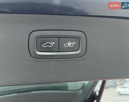 Синій Вольво ХС90, об'ємом двигуна 1.97 л та пробігом 125 тис. км за 39500 $, фото 23 на Automoto.ua