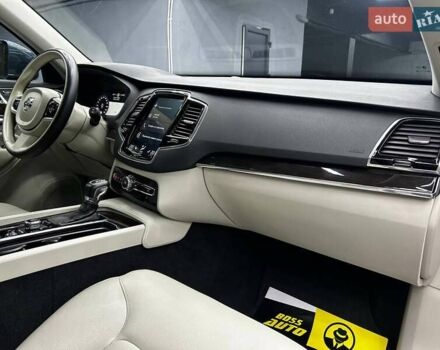 Вольво ХС90 2018 в Черновцах на Automoto.ua Синий Вольво ХС90, объемом двигателя 1.97 л и пробегом 139 тыс. км за 32000 $, фото 7 на Automoto.ua