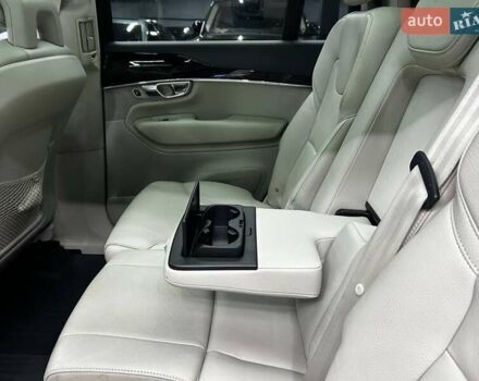 Вольво ХС90 2018 в Черновцах на Automoto.ua Синий Вольво ХС90, объемом двигателя 1.97 л и пробегом 139 тыс. км за 32000 $, фото 18 на Automoto.ua