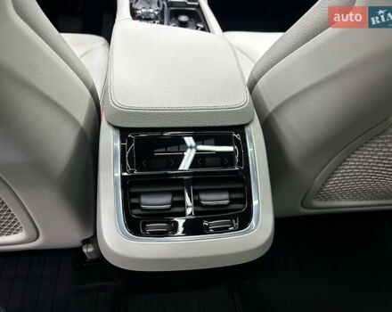 Вольво ХС90 2018 в Черновцах на Automoto.ua Синий Вольво ХС90, объемом двигателя 1.97 л и пробегом 139 тыс. км за 32000 $, фото 17 на Automoto.ua