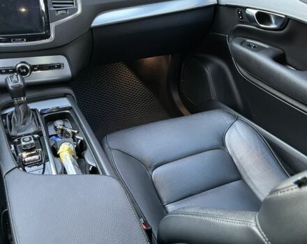 Синий Вольво ХС90, объемом двигателя 2 л и пробегом 115 тыс. км за 29500 $, фото 3 на Automoto.ua