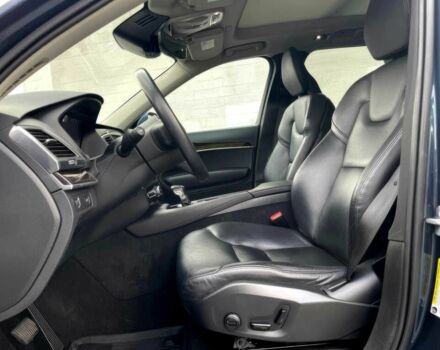 Синий Вольво ХС90, объемом двигателя 2 л и пробегом 43 тыс. км за 20000 $, фото 10 на Automoto.ua