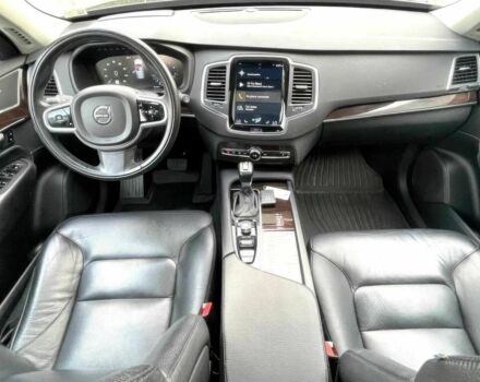 Вольво ХС90 2019 в Виннице на Automoto.ua Синий Вольво ХС90, объемом двигателя 2 л и пробегом 43 тыс. км за 15600 $, фото 9 на Automoto.ua