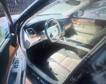 Вольво ХС90 2020 в Ровно на Automoto.ua Синий Вольво ХС90, объемом двигателя 2 л и пробегом 93 тыс. км за 37500 $, фото 17 на Automoto.ua