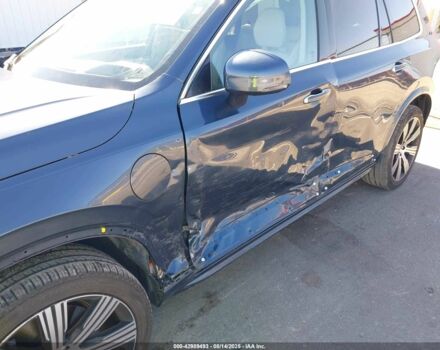 Вольво ХС90 2020 в Ровно на Automoto.ua Синий Вольво ХС90, объемом двигателя 2 л и пробегом 93 тыс. км за 37500 $, фото 4 на Automoto.ua