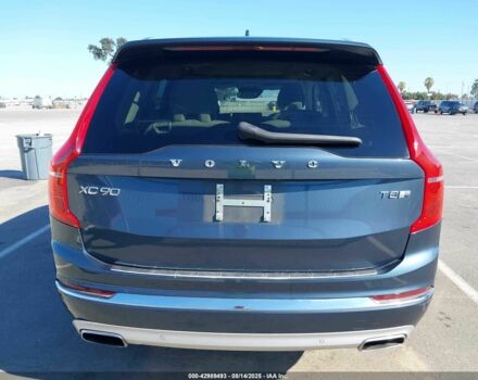 Вольво ХС90 2020 в Ровно на Automoto.ua Синий Вольво ХС90, объемом двигателя 2 л и пробегом 93 тыс. км за 37500 $, фото 8 на Automoto.ua