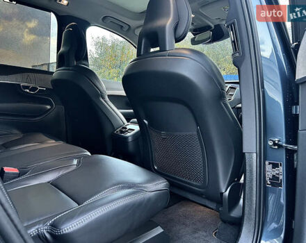 Синий Вольво ХС90, объемом двигателя 2 л и пробегом 69 тыс. км за 46900 $, фото 51 на Automoto.ua