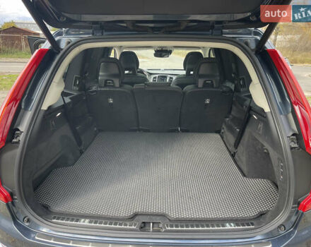 Вольво ХС90 2021 в Киеве на Automoto.ua Синий Вольво ХС90, объемом двигателя 1.97 л и пробегом 57 тыс. км за 52000 $, фото 42 на Automoto.ua