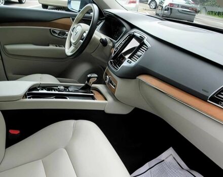 Вольво ХС90 2021 в Чернигове на Automoto.ua Синий Вольво ХС90, объемом двигателя 2 л и пробегом 24 тыс. км за 16200 $, фото 9 на Automoto.ua