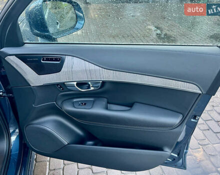 Синий Вольво ХС90, объемом двигателя 2 л и пробегом 69 тыс. км за 46900 $, фото 40 на Automoto.ua