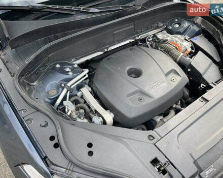 Вольво ХС90 2021 в Киеве на Automoto.ua Синий Вольво ХС90, объемом двигателя 1.97 л и пробегом 57 тыс. км за 52000 $, фото 48 на Automoto.ua