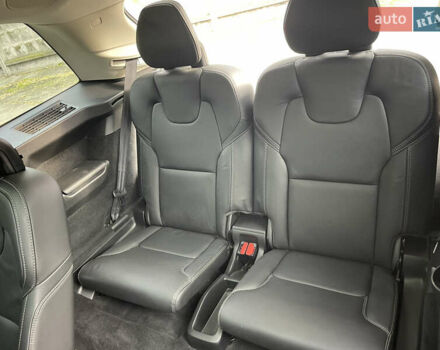 Вольво ХС90 2021 в Киеве на Automoto.ua Синий Вольво ХС90, объемом двигателя 1.97 л и пробегом 57 тыс. км за 52000 $, фото 40 на Automoto.ua