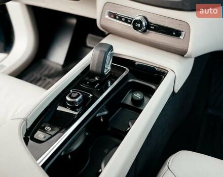 Синій Вольво ХС90, об'ємом двигуна 1.97 л та пробігом 27 тис. км за 62000 $, фото 72 на Automoto.ua