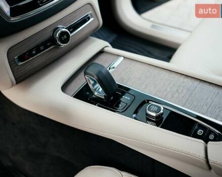 Синій Вольво ХС90, об'ємом двигуна 1.97 л та пробігом 27 тис. км за 62000 $, фото 187 на Automoto.ua