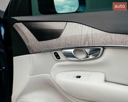 Синій Вольво ХС90, об'ємом двигуна 1.97 л та пробігом 27 тис. км за 62000 $, фото 170 на Automoto.ua