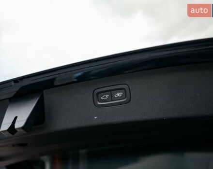 Синій Вольво ХС90, об'ємом двигуна 1.97 л та пробігом 27 тис. км за 62000 $, фото 28 на Automoto.ua