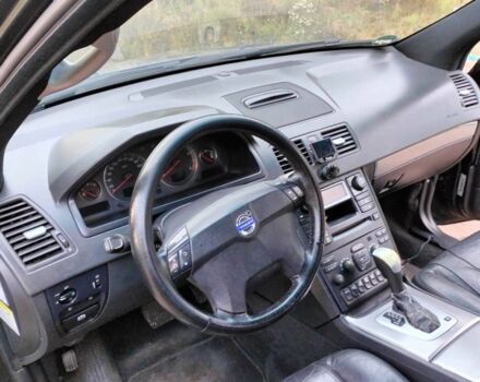 Зеленый Вольво ХС90, объемом двигателя 2.4 л и пробегом 400 тыс. км за 6200 $, фото 8 на Automoto.ua