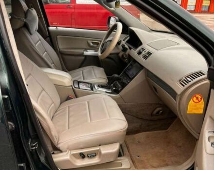 Зеленый Вольво ХС90, объемом двигателя 2.4 л и пробегом 300 тыс. км за 5700 $, фото 5 на Automoto.ua