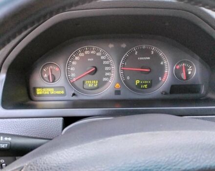 Зеленый Вольво ХС90, объемом двигателя 2.4 л и пробегом 400 тыс. км за 6200 $, фото 7 на Automoto.ua