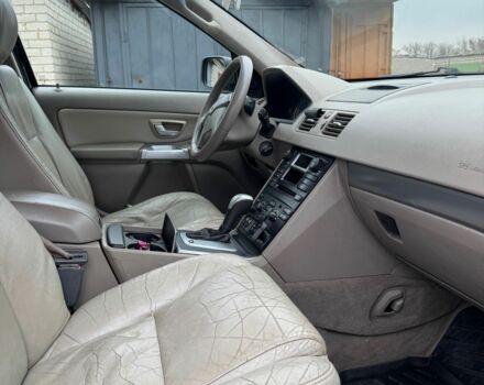 Зелений Вольво ХС90, об'ємом двигуна 2.4 л та пробігом 405 тис. км за 6299 $, фото 8 на Automoto.ua