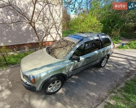 Зеленый Вольво ХС90, объемом двигателя 2.52 л и пробегом 317 тыс. км за 9100 $, фото 1 на Automoto.ua