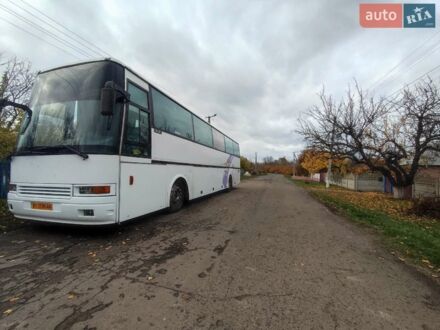 Белый Вольво B10B, объемом двигателя 9.6 л и пробегом 500 тыс. км за 12000 $, фото 1 на Automoto.ua