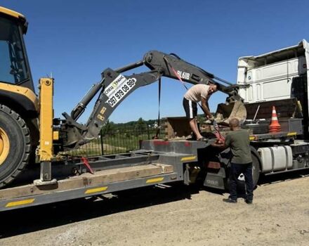 Жовтий Вольво BL 61B, об'ємом двигуна 4.4 л та пробігом 6 тис. км за 44500 $, фото 7 на Automoto.ua