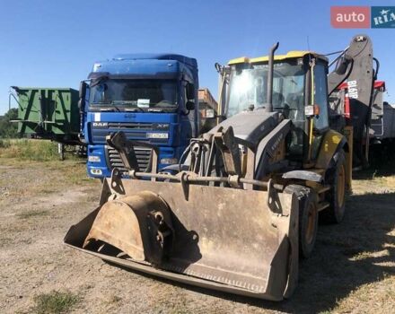 Жовтий Вольво BL 61B, об'ємом двигуна 4.4 л та пробігом 6 тис. км за 44500 $, фото 6 на Automoto.ua