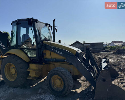 Жовтий Вольво BL 61B, об'ємом двигуна 4.4 л та пробігом 3 тис. км за 29999 $, фото 4 на Automoto.ua