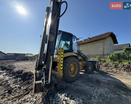 Жовтий Вольво BL 61B, об'ємом двигуна 4.4 л та пробігом 3 тис. км за 29999 $, фото 3 на Automoto.ua